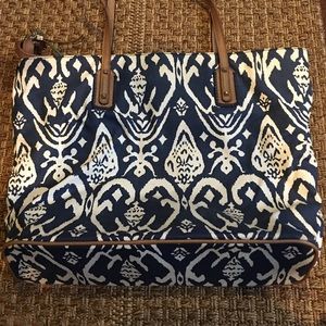 Ikat Navy and White patterned Tote